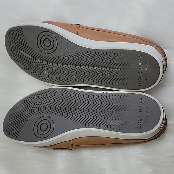 COLE HAAN Women's Nantucket Grand OS Pecan Tan Leather Slip On Preppy Loafer - Picture 10 of 13